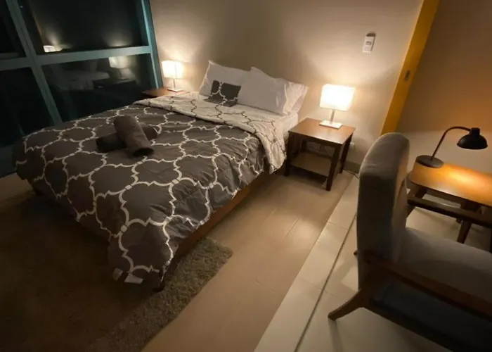 1 Bedroom Uptown Bgc Across Uptown Mall * Manila