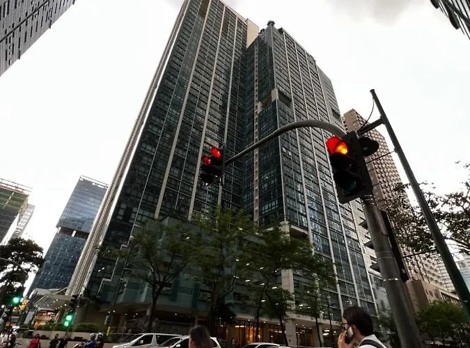 1 Bedroom Uptown Bgc Across Uptown Mall Apartment