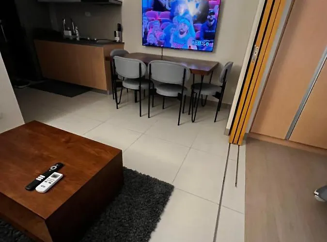 Apartment 1 Bedroom Uptown Bgc Across Uptown Mall