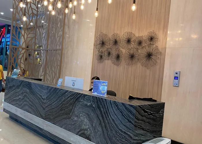 1 Bedroom Uptown Bgc Across Uptown Mall Apartment Manila